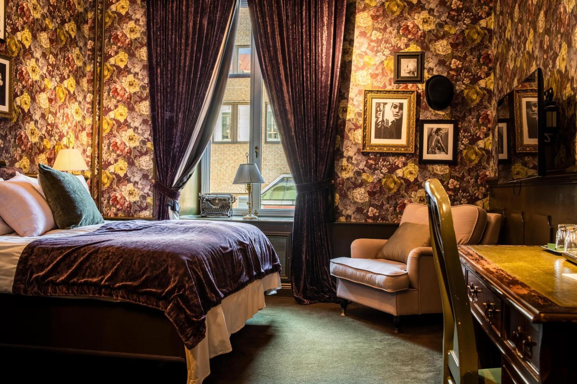 Hotel Pigalle Gothenburg Bagian luar foto